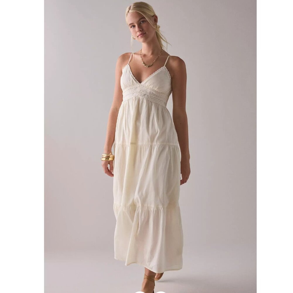 Urban Outfitters Kimchi Blue Serafina Maxi Dress in Medium